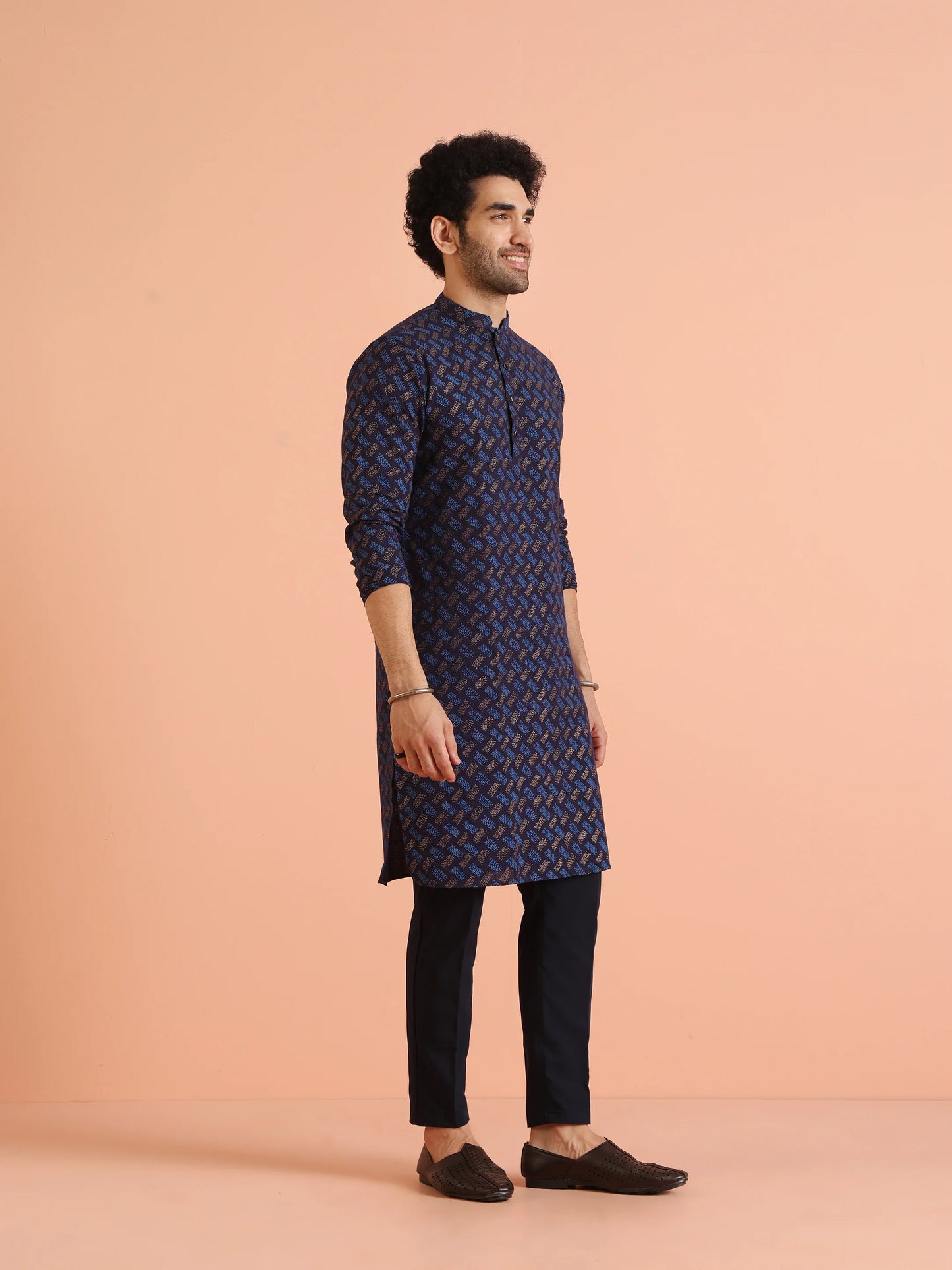 Men Navy Blue Printed Abstract Kurta